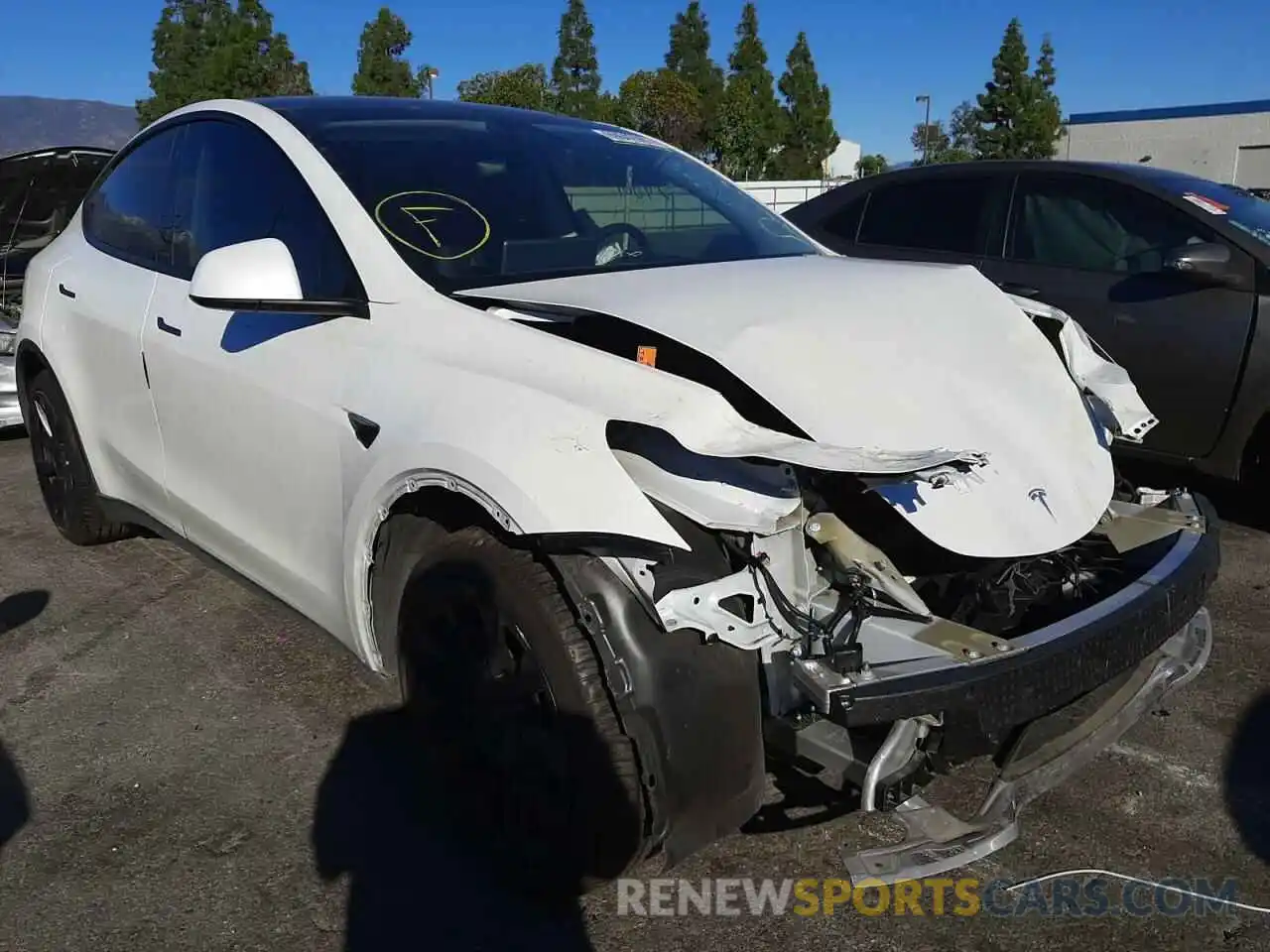 1 Photograph of a damaged car 5YJYGDEE1LF022315 TESLA MODEL Y 2020