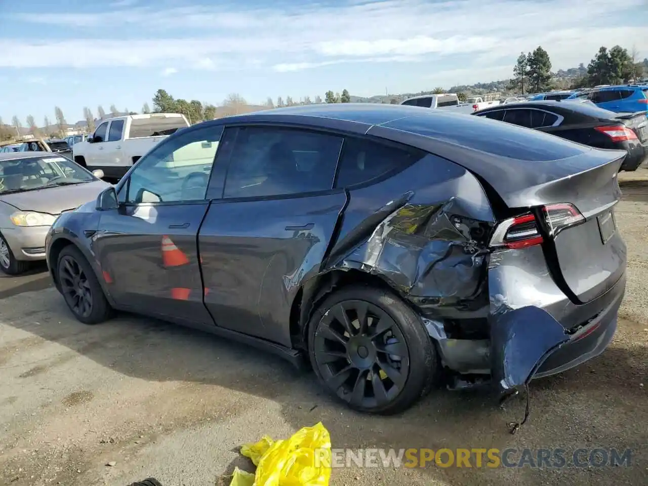 2 Photograph of a damaged car 5YJYGDEE1LF033217 TESLA MODEL Y 2020