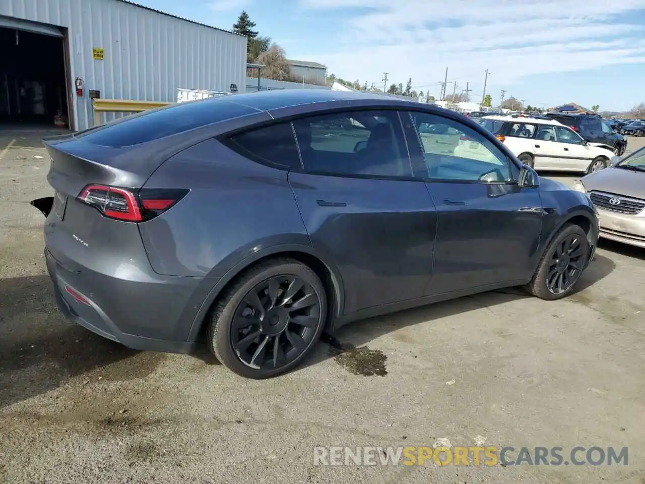 3 Photograph of a damaged car 5YJYGDEE1LF033217 TESLA MODEL Y 2020