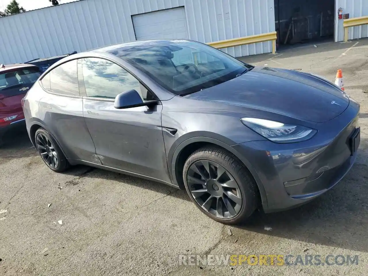 4 Photograph of a damaged car 5YJYGDEE1LF033217 TESLA MODEL Y 2020