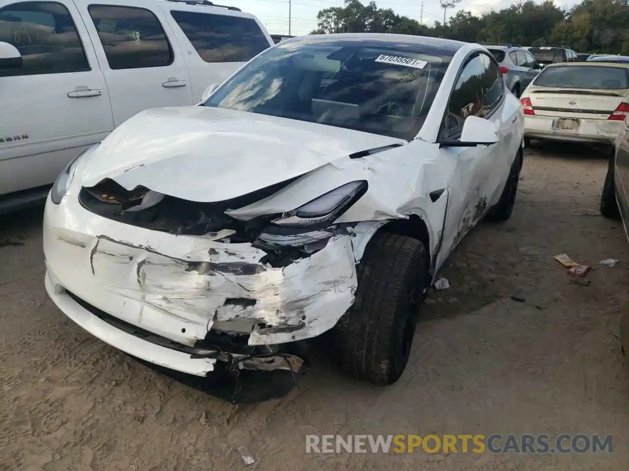 2 Photograph of a damaged car 5YJYGDEE1LF033279 TESLA MODEL Y 2020