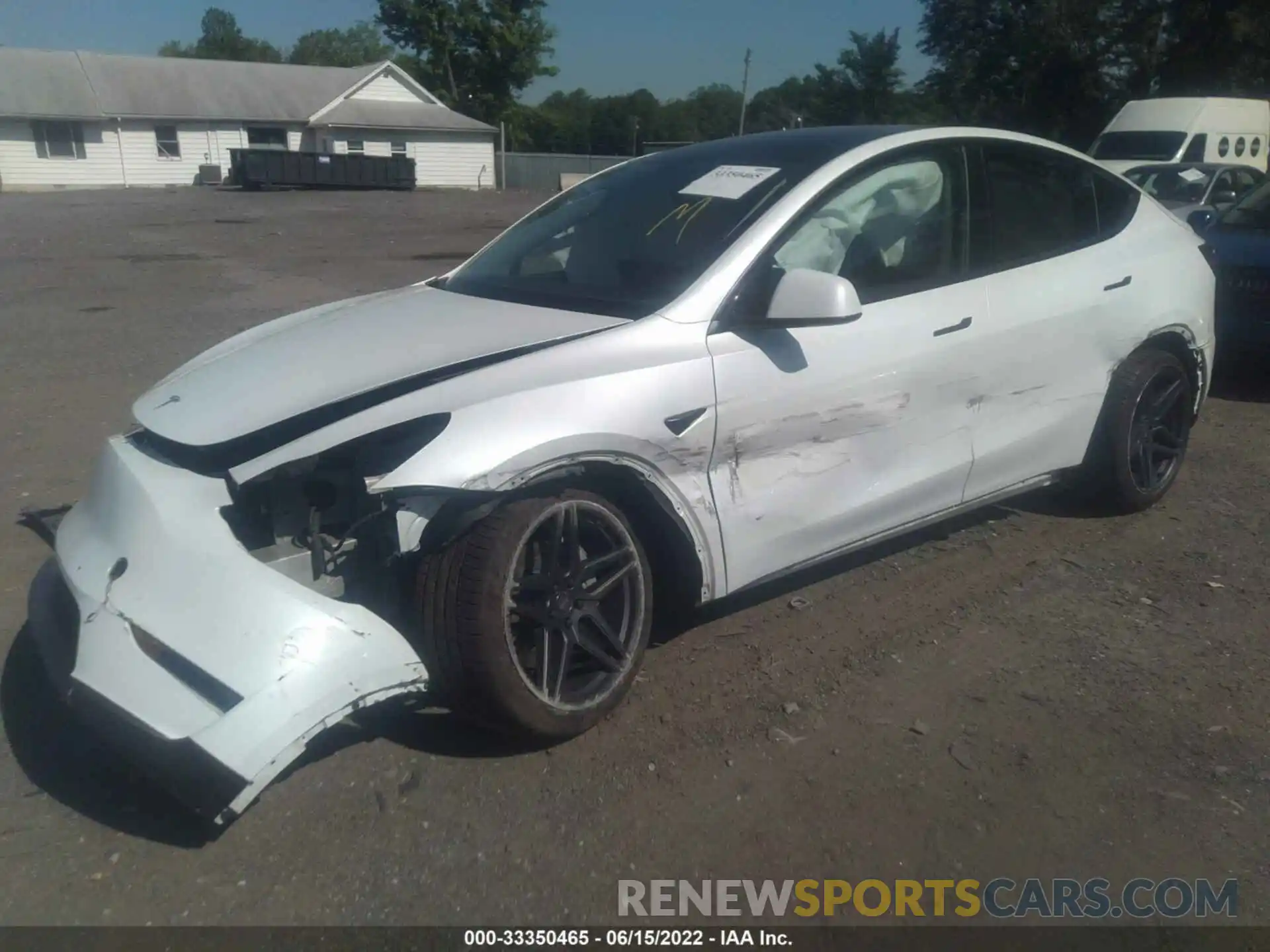 2 Photograph of a damaged car 5YJYGDEE1LF034061 TESLA MODEL Y 2020