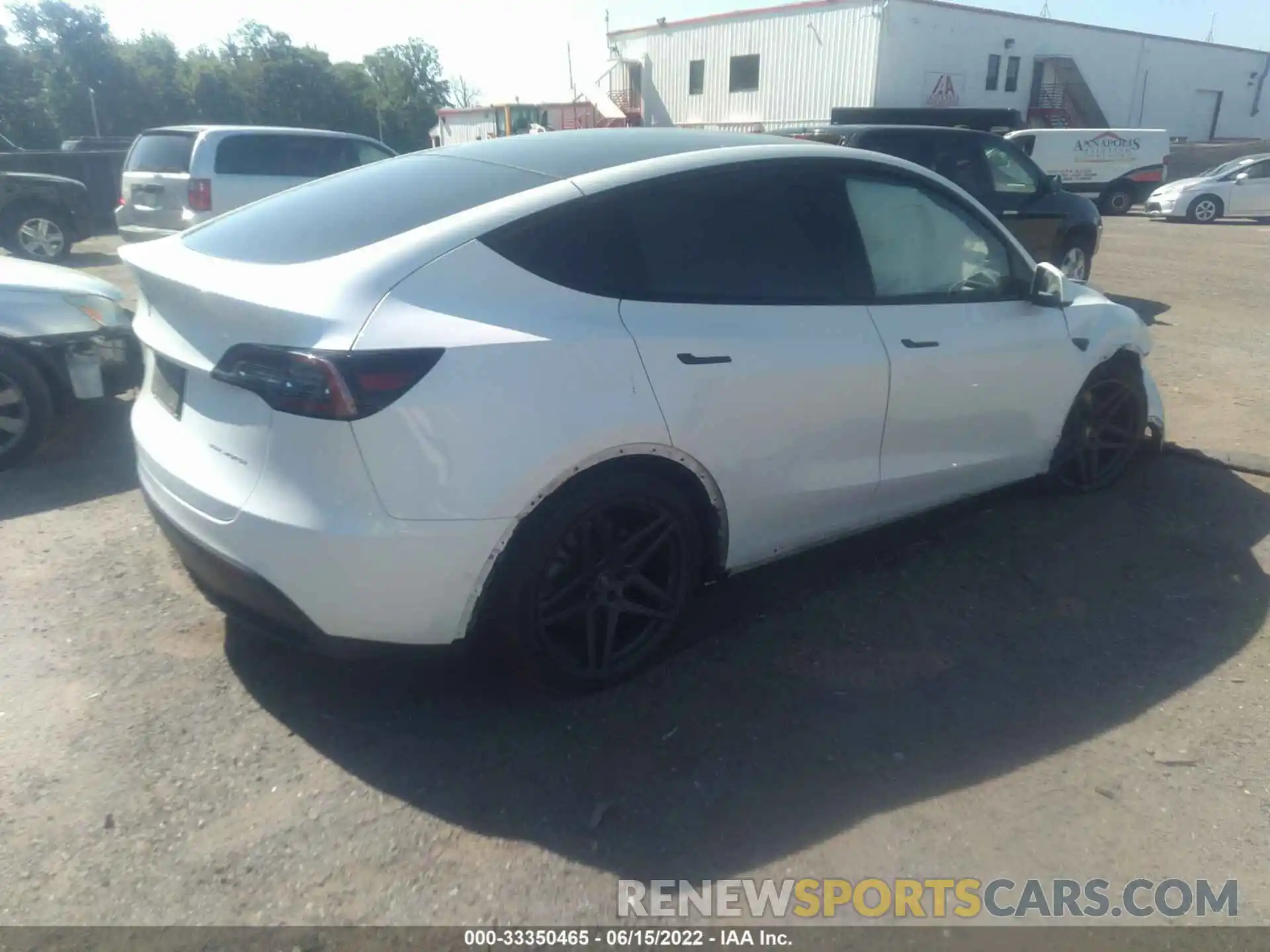 4 Фотография поврежденного автомобиля 5YJYGDEE1LF034061 TESLA MODEL Y 2020