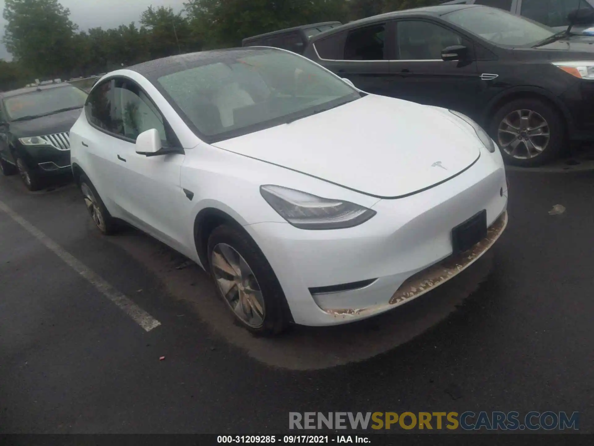 1 Photograph of a damaged car 5YJYGDEE1LF041463 TESLA MODEL Y 2020