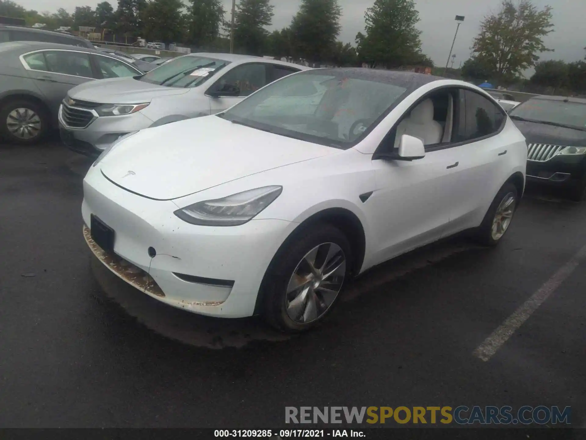 2 Photograph of a damaged car 5YJYGDEE1LF041463 TESLA MODEL Y 2020