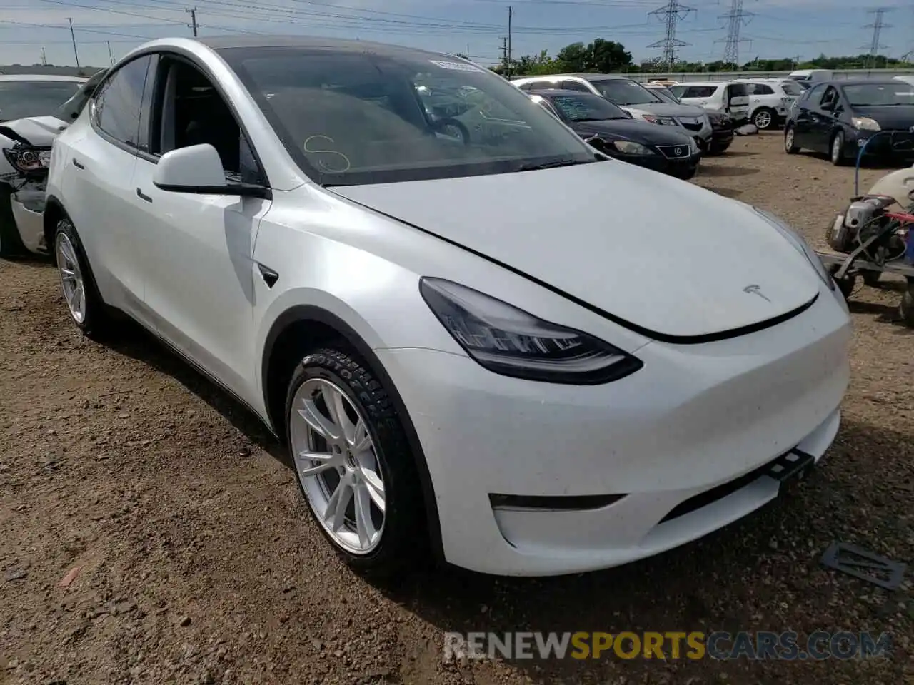 1 Photograph of a damaged car 5YJYGDEE1LF042080 TESLA MODEL Y 2020