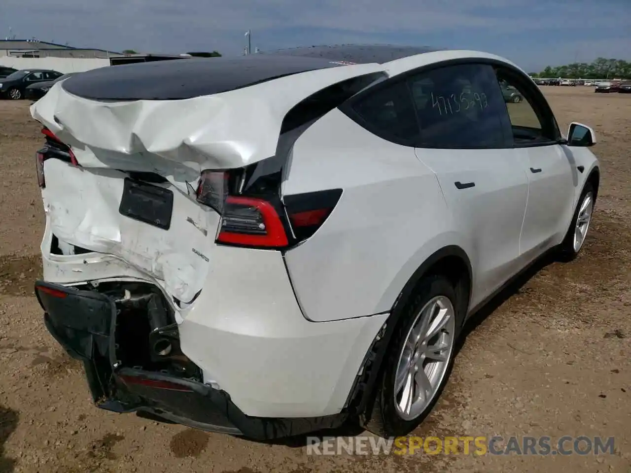 4 Photograph of a damaged car 5YJYGDEE1LF042080 TESLA MODEL Y 2020