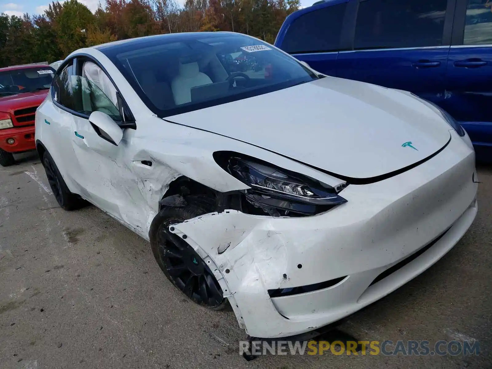 1 Photograph of a damaged car 5YJYGDEE1LF042709 TESLA MODEL Y 2020