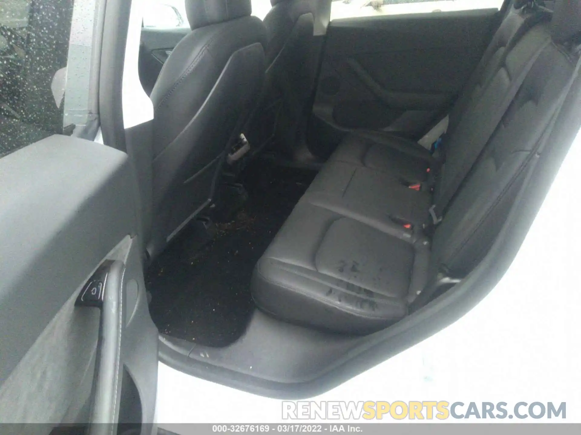 8 Photograph of a damaged car 5YJYGDEE1LF045576 TESLA MODEL Y 2020