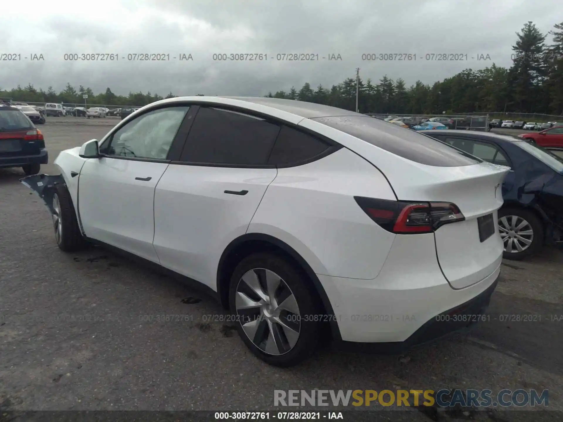 3 Фотография поврежденного автомобиля 5YJYGDEE1LF049837 TESLA MODEL Y 2020