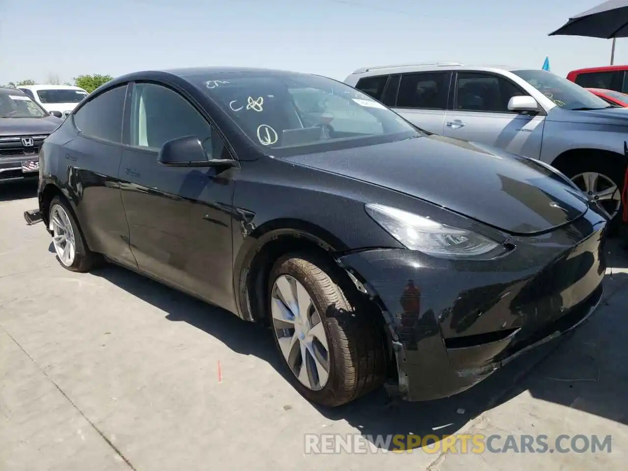 1 Фотография поврежденного автомобиля 5YJYGDEE1LF057680 TESLA MODEL Y 2020