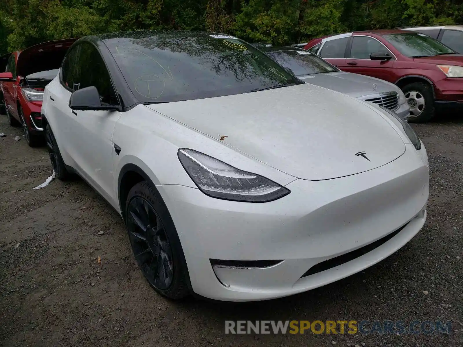 1 Фотография поврежденного автомобиля 5YJYGDEE2LF004325 TESLA MODEL Y 2020