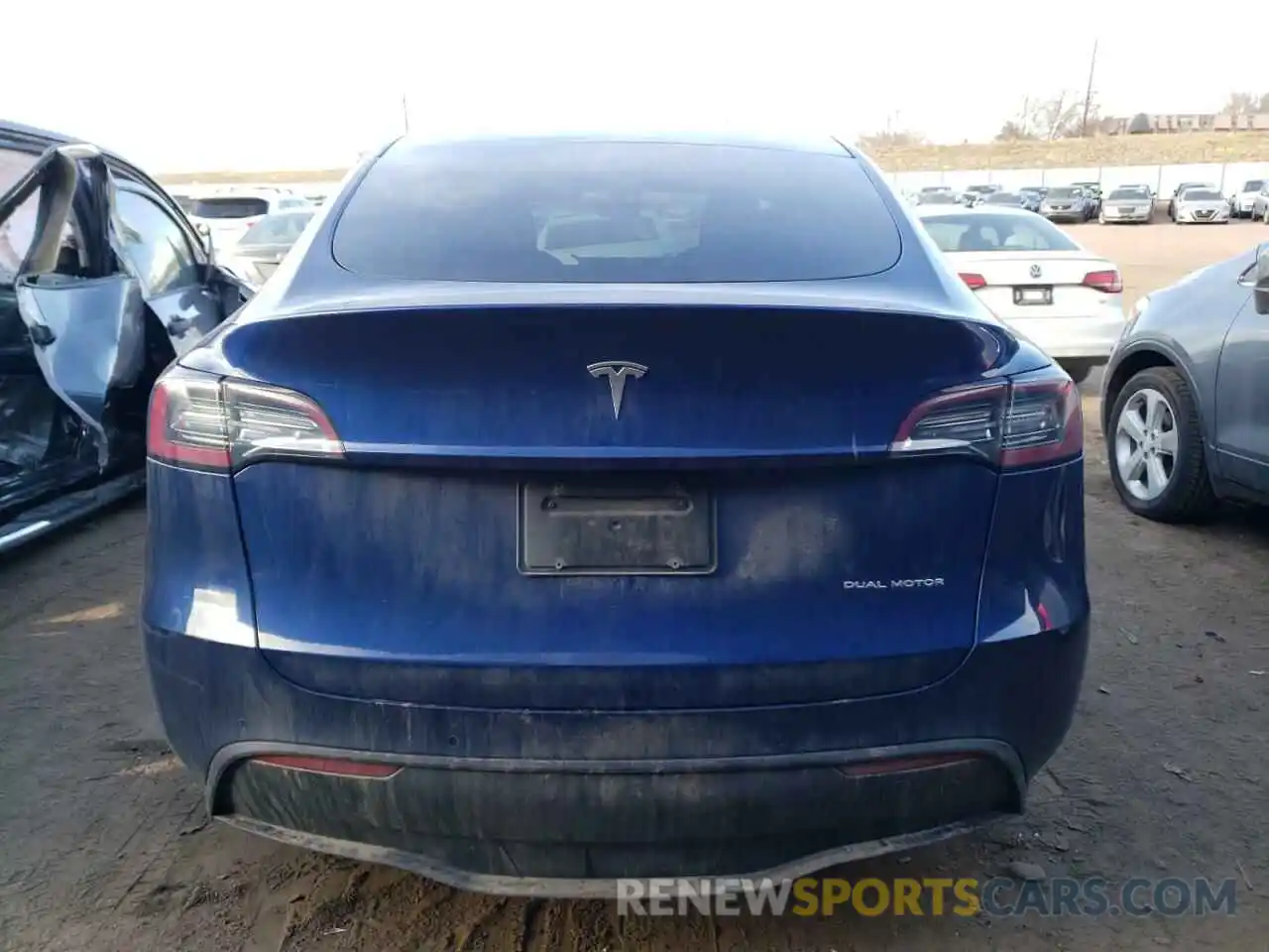 6 Photograph of a damaged car 5YJYGDEE2LF010254 TESLA MODEL Y 2020