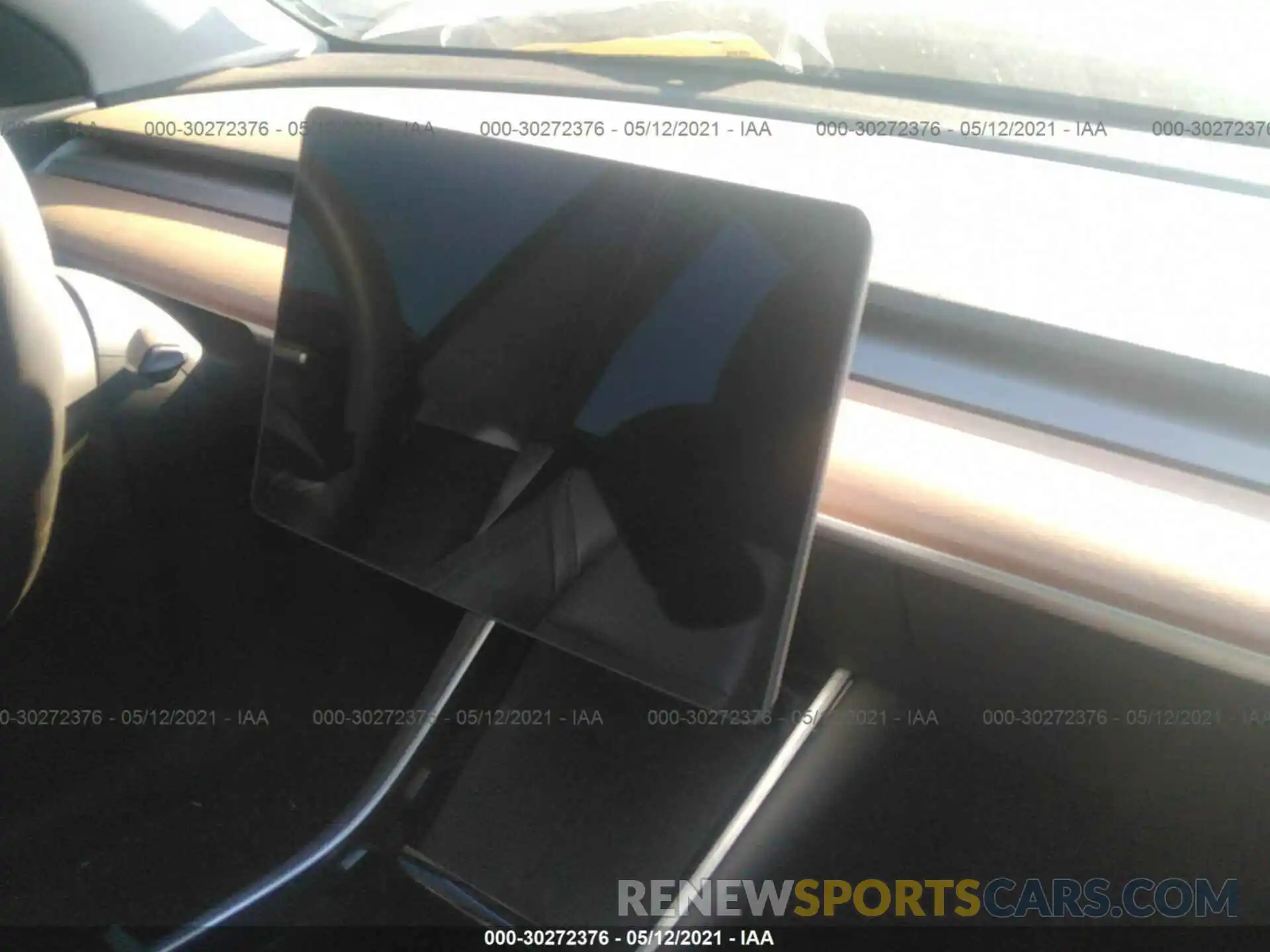 7 Photograph of a damaged car 5YJYGDEE2LF010576 TESLA MODEL Y 2020