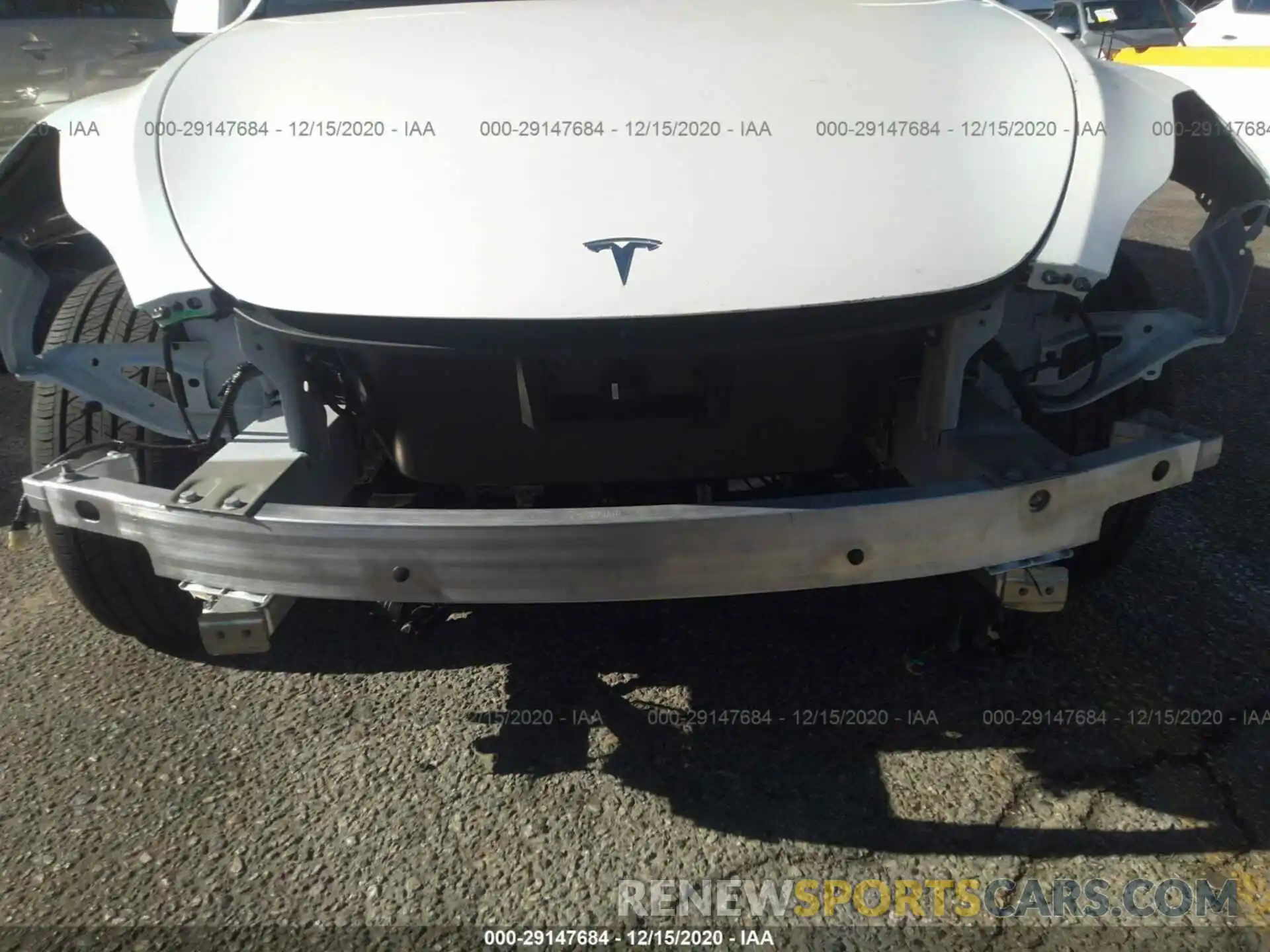 6 Photograph of a damaged car 5YJYGDEE2LF015275 TESLA MODEL Y 2020