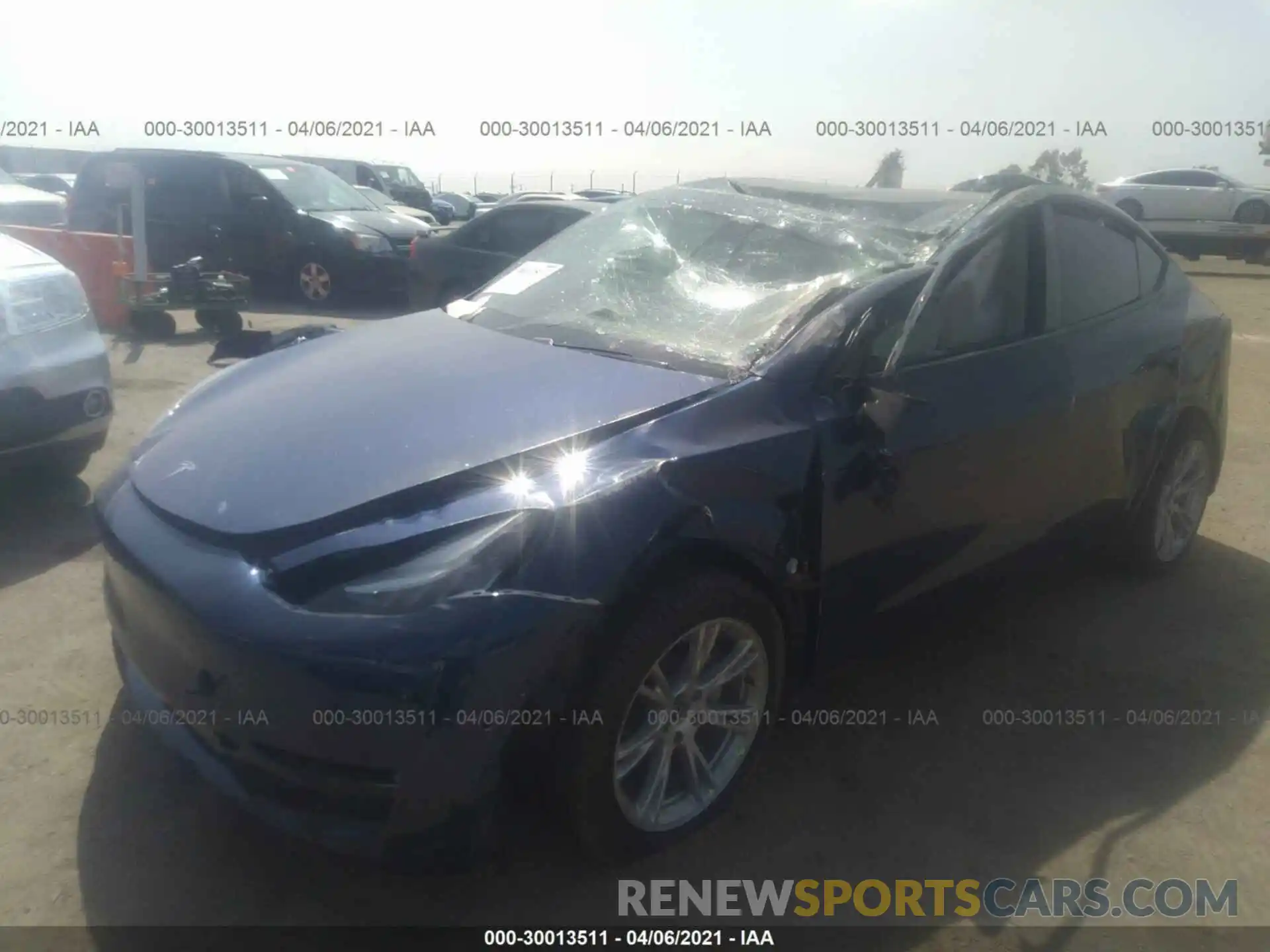 2 Фотография поврежденного автомобиля 5YJYGDEE2LF017527 TESLA MODEL Y 2020