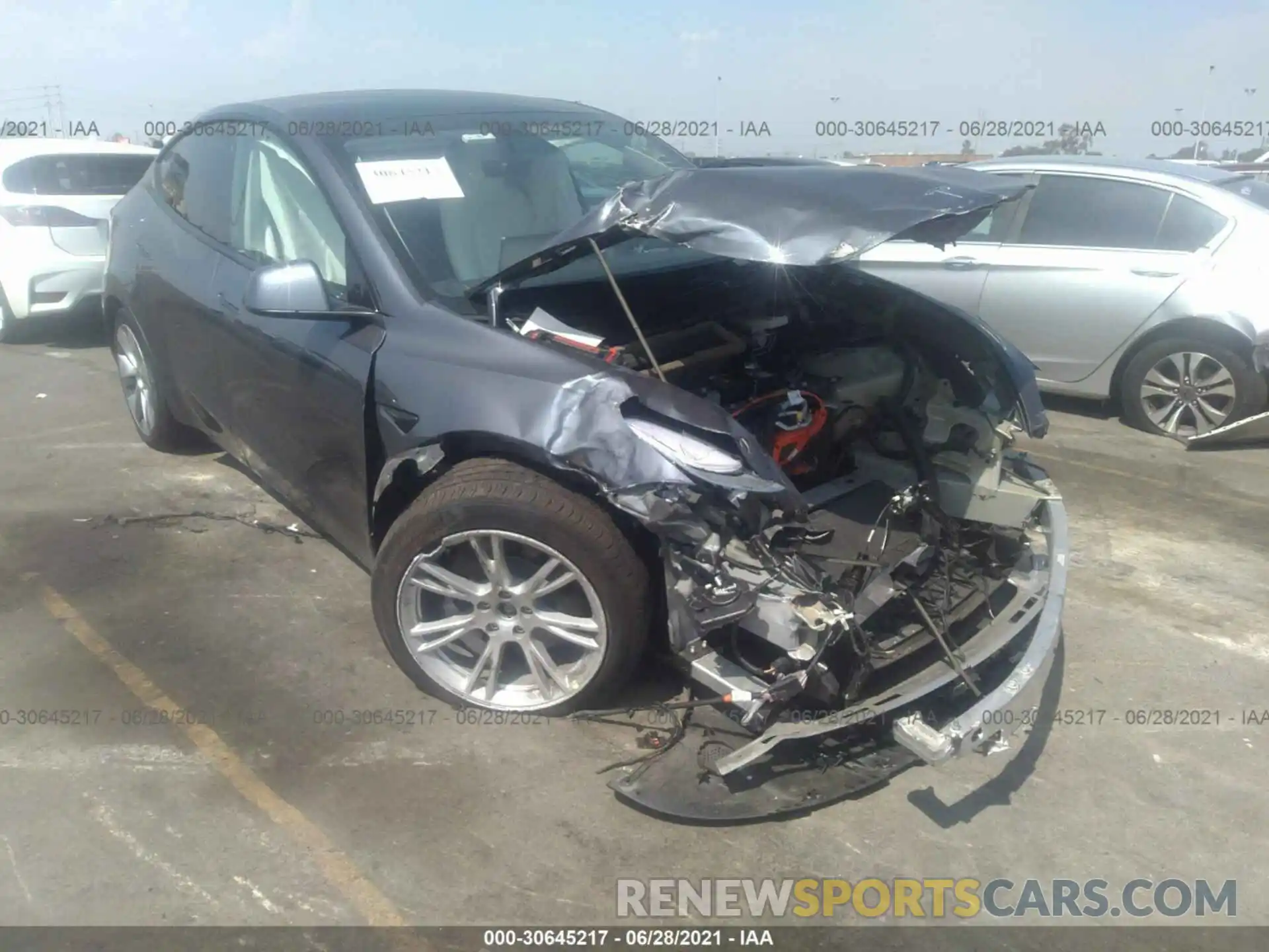 1 Photograph of a damaged car 5YJYGDEE2LF017818 TESLA MODEL Y 2020