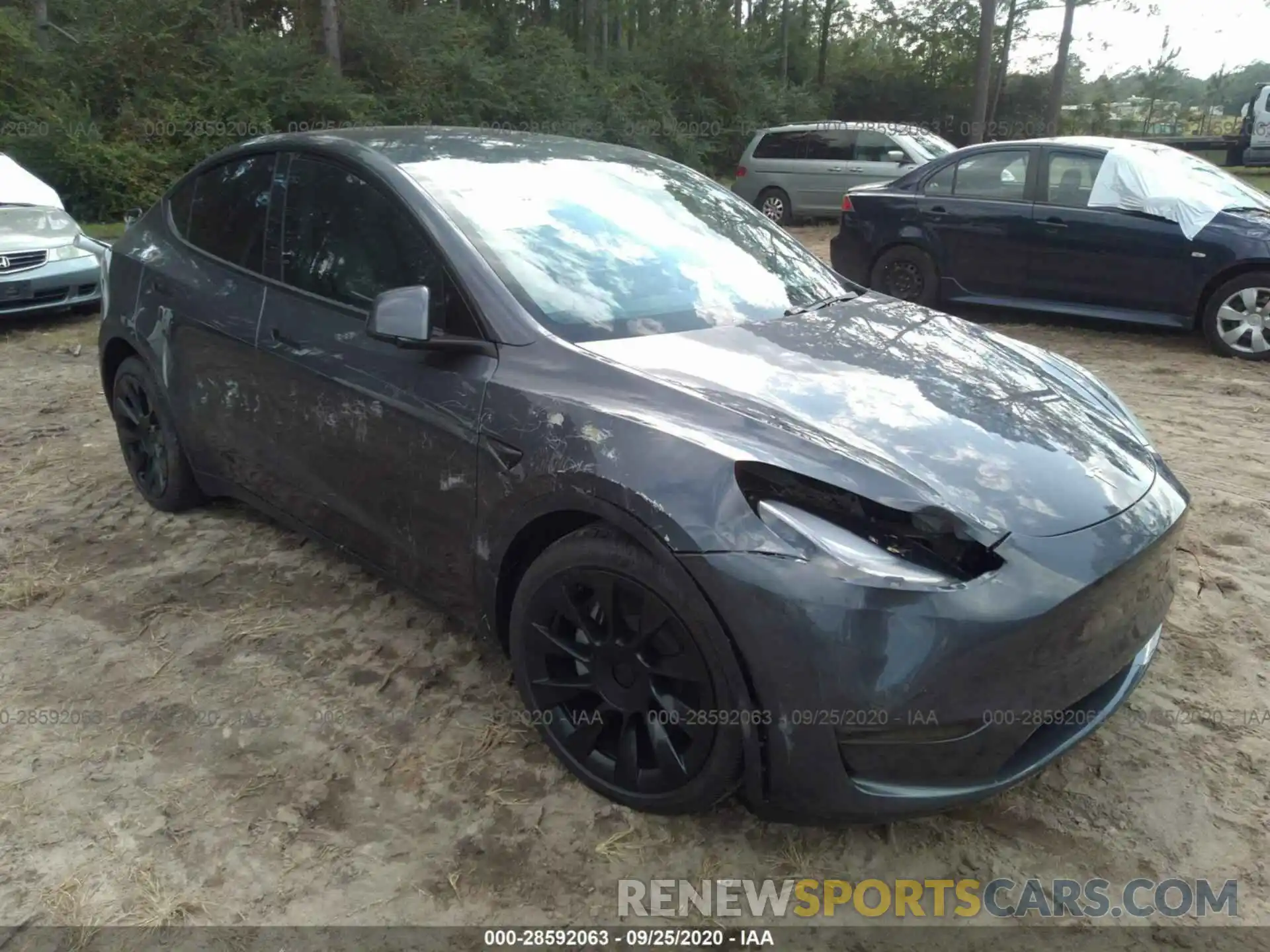 1 Photograph of a damaged car 5YJYGDEE2LF025742 TESLA MODEL Y 2020