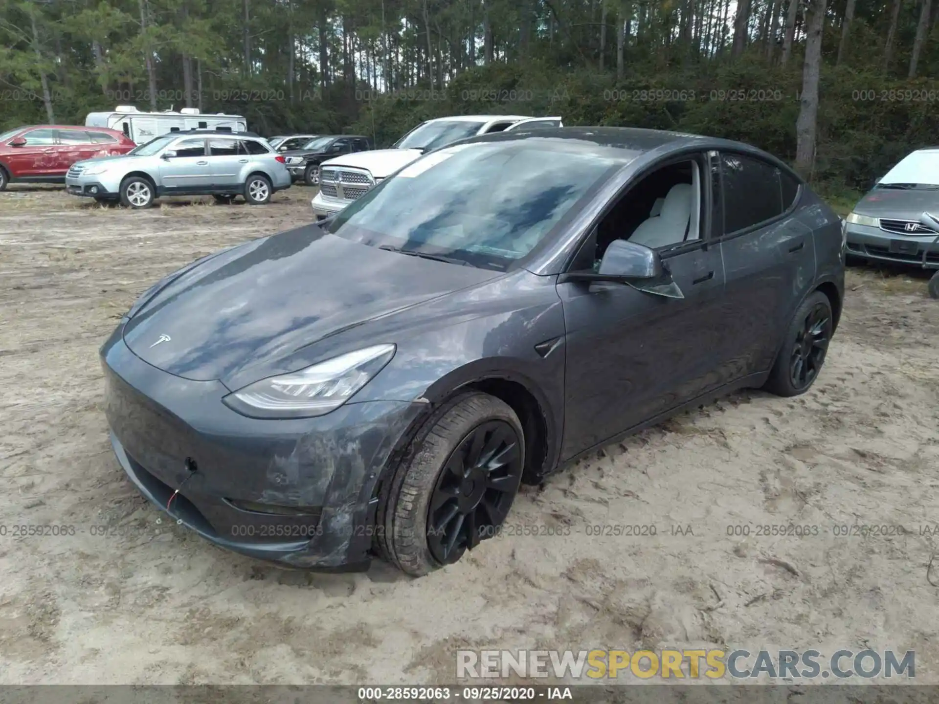 2 Photograph of a damaged car 5YJYGDEE2LF025742 TESLA MODEL Y 2020