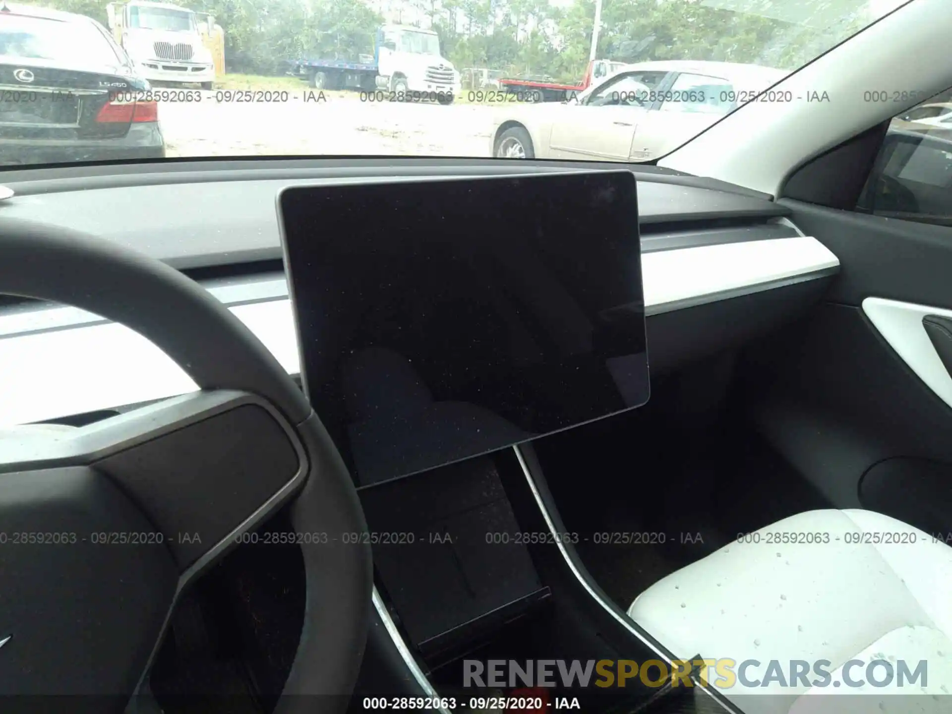 7 Photograph of a damaged car 5YJYGDEE2LF025742 TESLA MODEL Y 2020