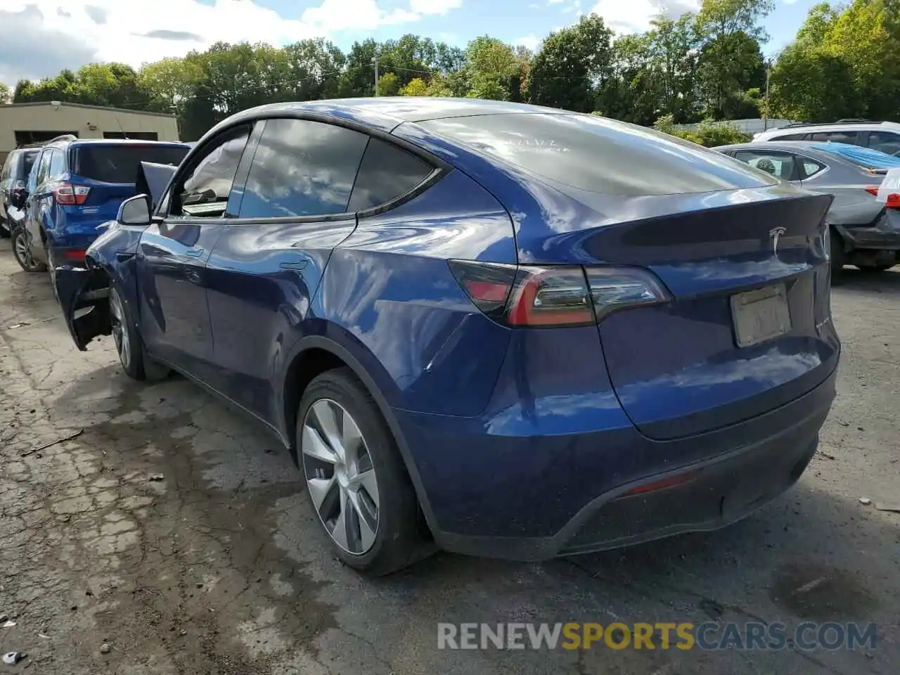 3 Photograph of a damaged car 5YJYGDEE2LF030682 TESLA MODEL Y 2020