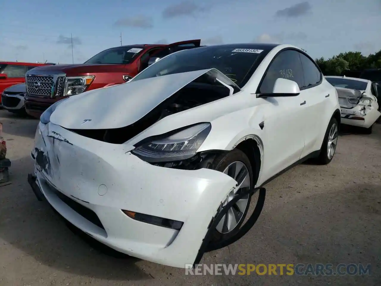 2 Photograph of a damaged car 5YJYGDEE2LF032609 TESLA MODEL Y 2020