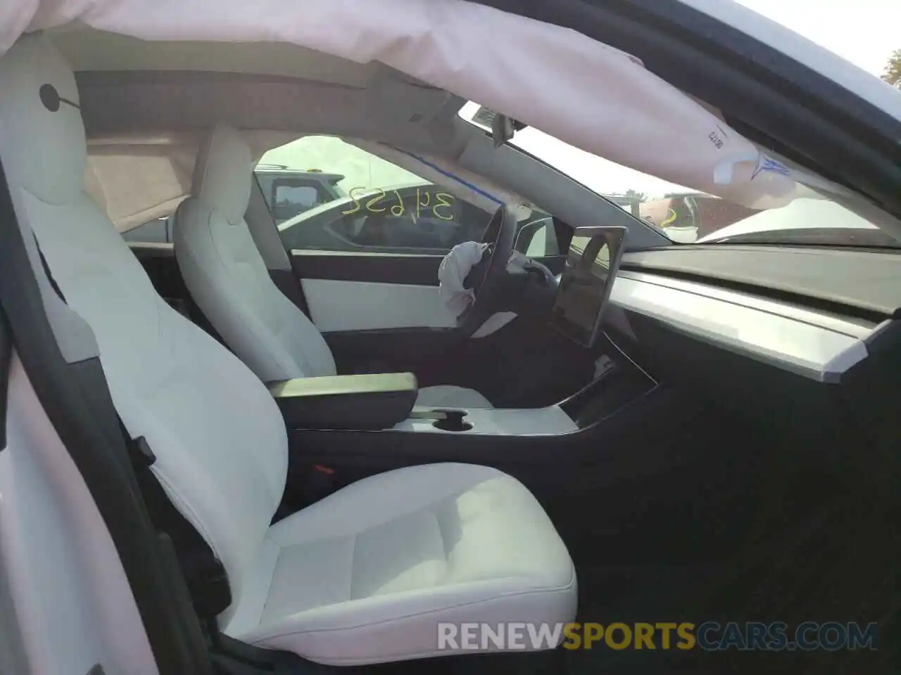 5 Photograph of a damaged car 5YJYGDEE2LF032609 TESLA MODEL Y 2020