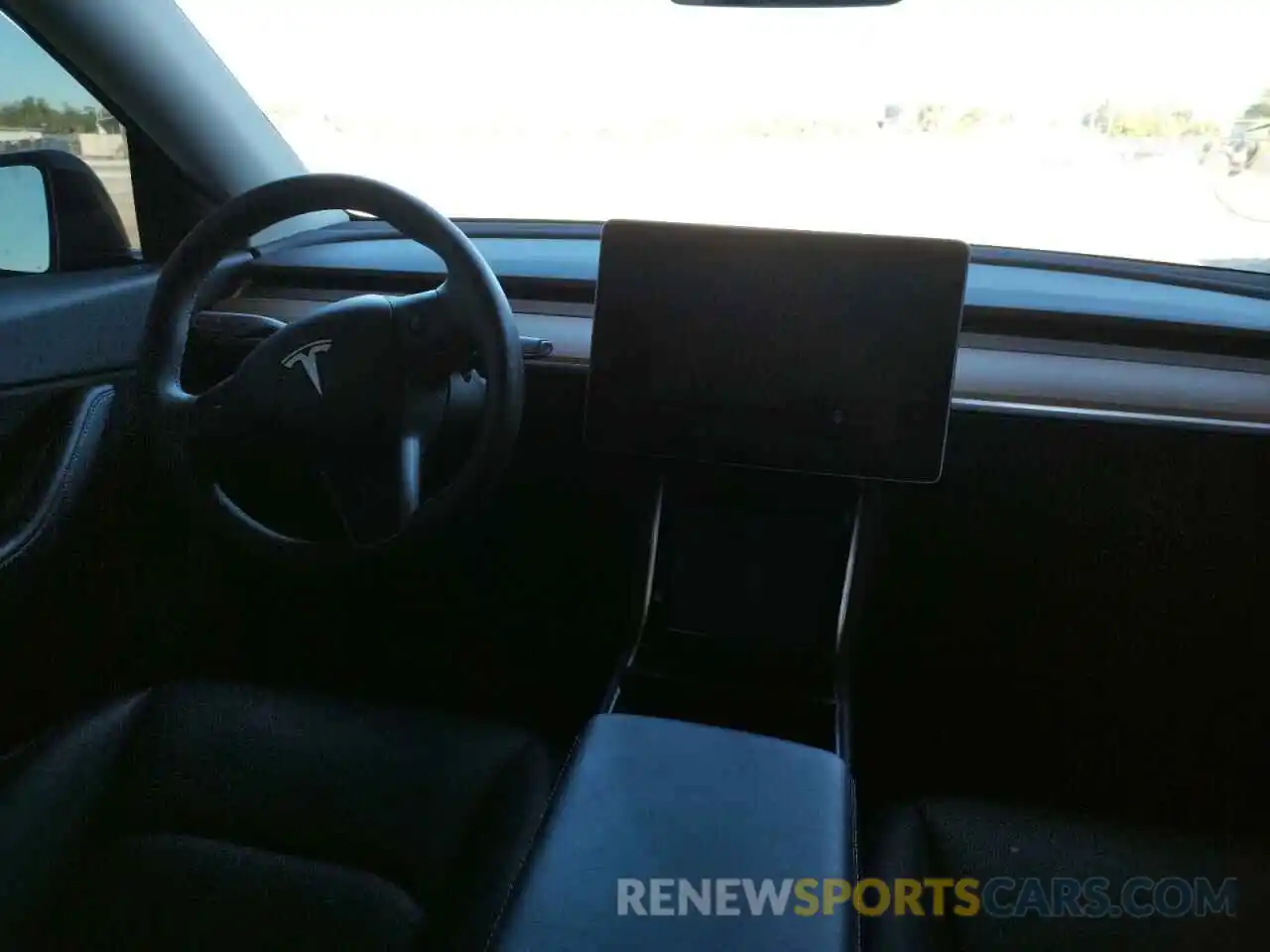 9 Photograph of a damaged car 5YJYGDEE2LF033372 TESLA MODEL Y 2020