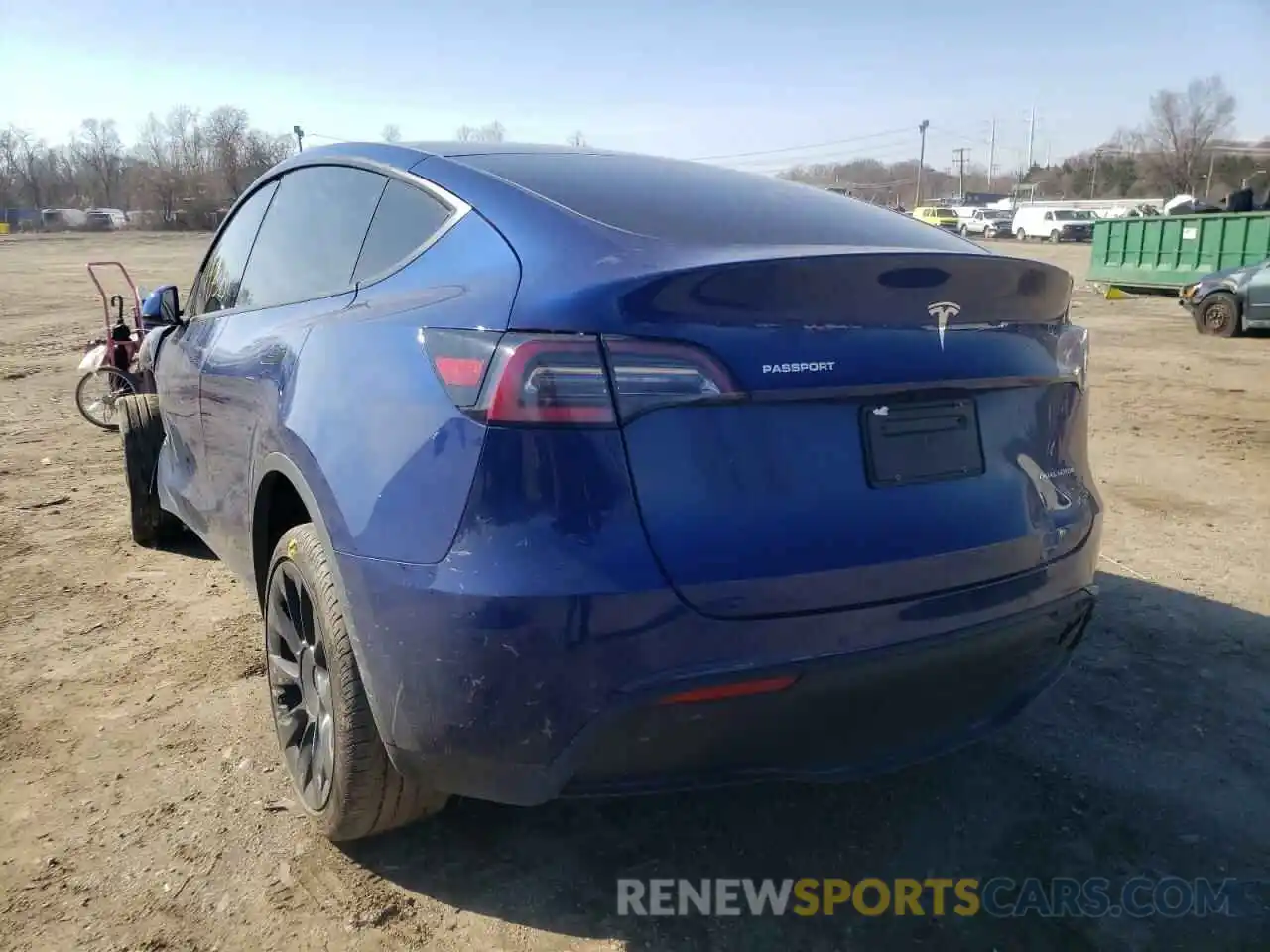 3 Фотография поврежденного автомобиля 5YJYGDEE2LF034232 TESLA MODEL Y 2020