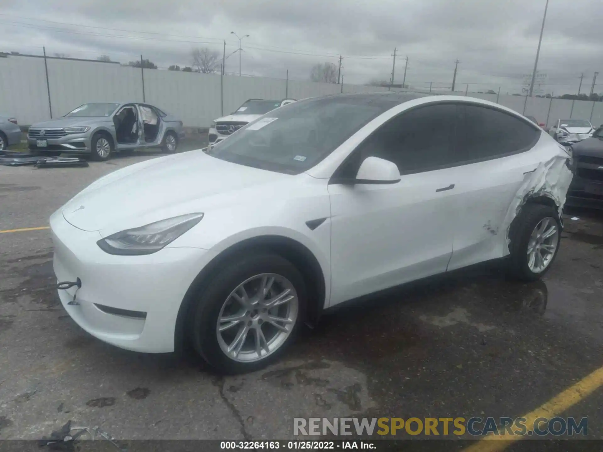 2 Photograph of a damaged car 5YJYGDEE2LF036353 TESLA MODEL Y 2020