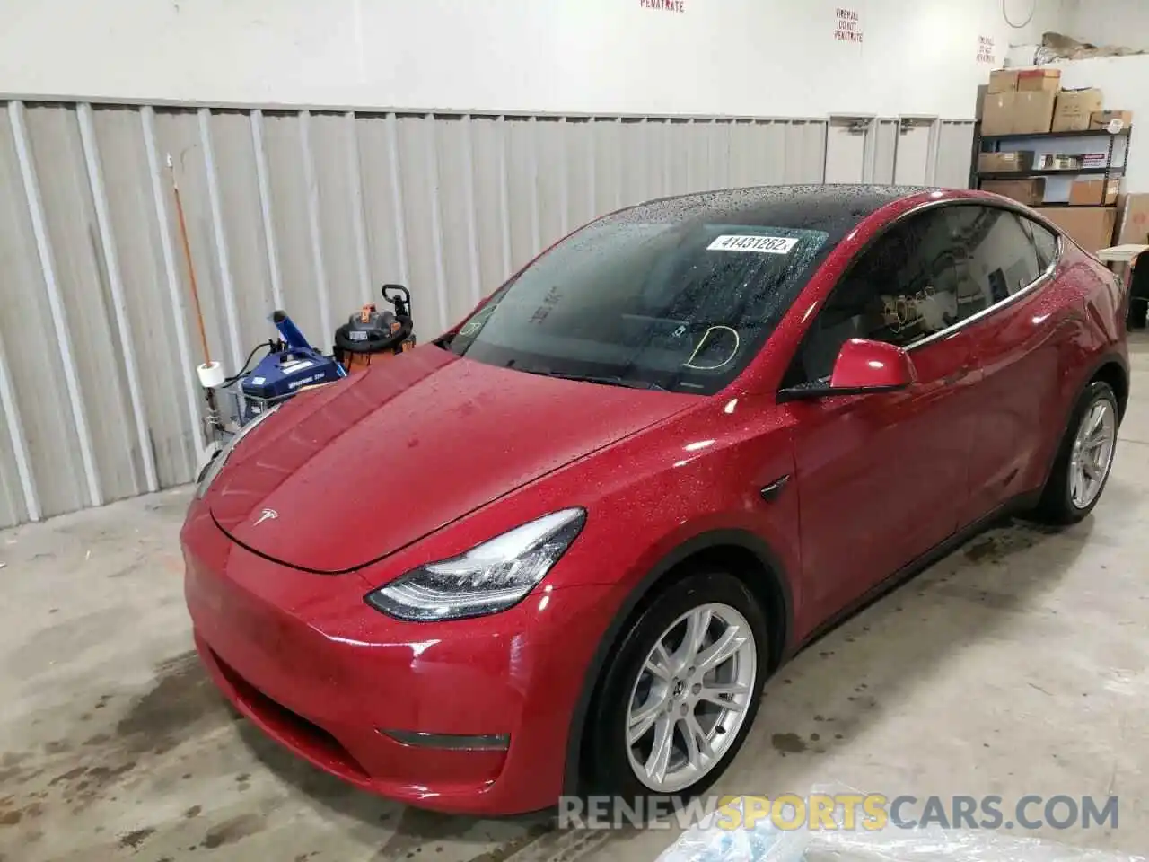 2 Photograph of a damaged car 5YJYGDEE2LF036675 TESLA MODEL Y 2020