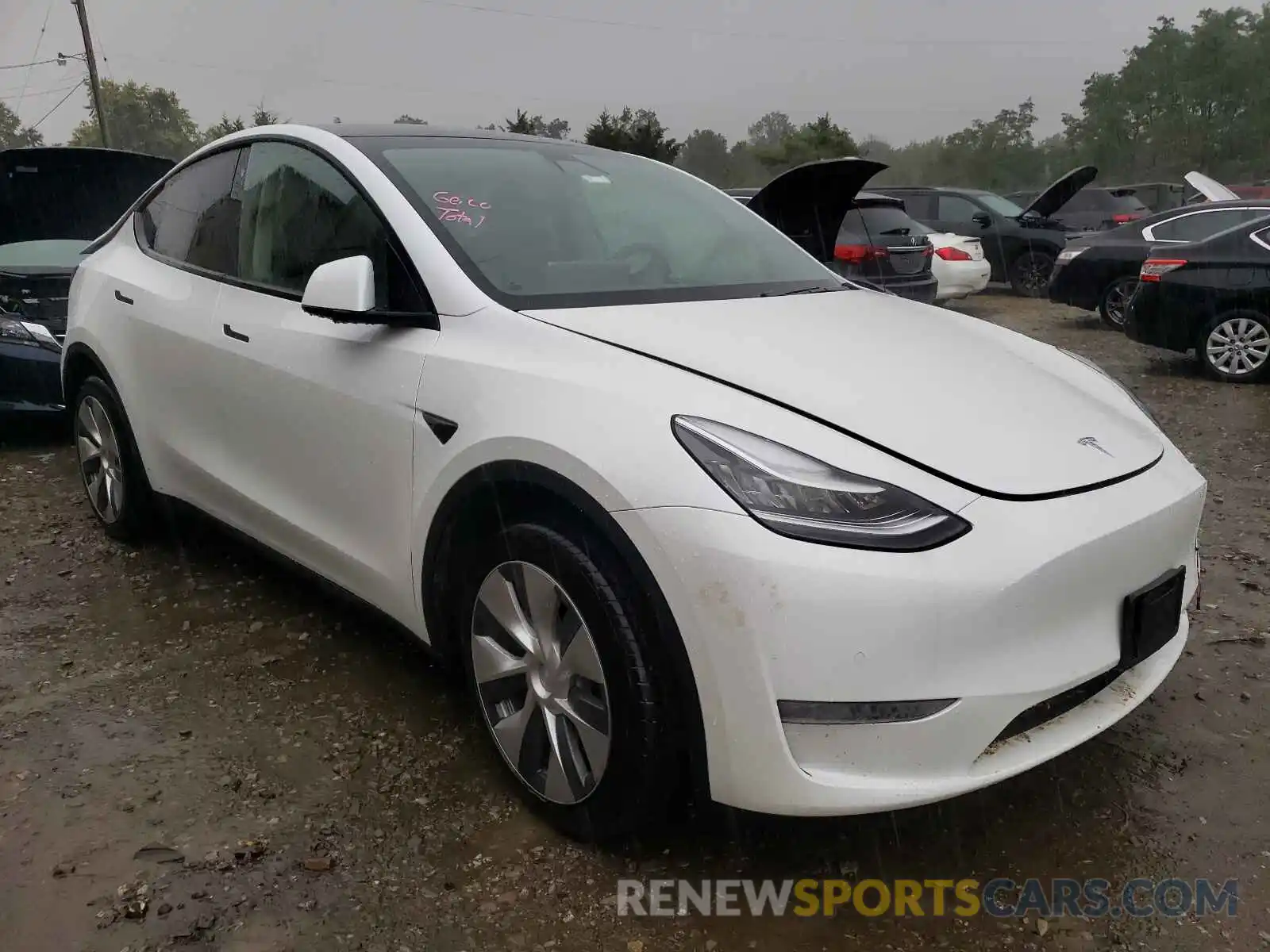 1 Photograph of a damaged car 5YJYGDEE2LF043657 TESLA MODEL Y 2020