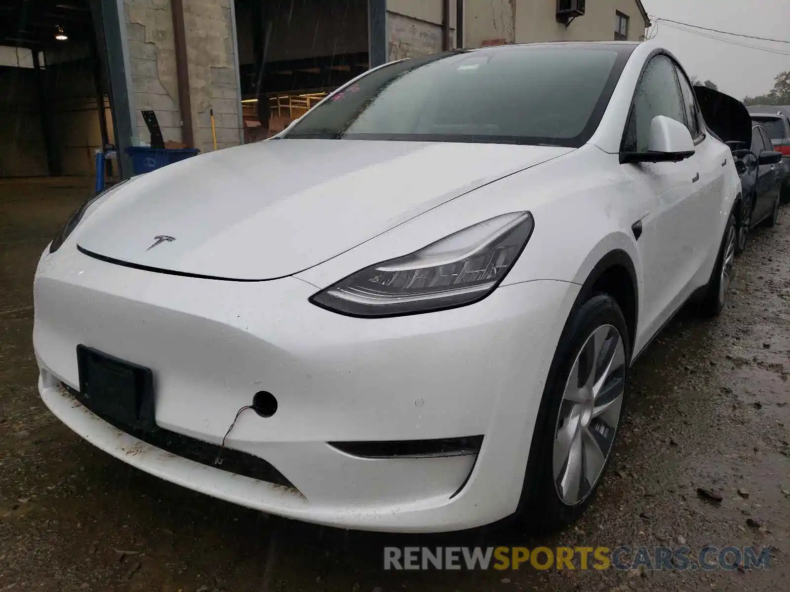 2 Photograph of a damaged car 5YJYGDEE2LF043657 TESLA MODEL Y 2020