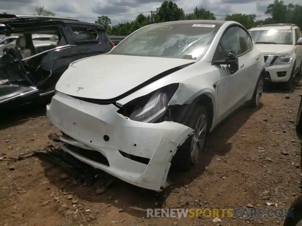 10 Photograph of a damaged car 5YJYGDEE2LF044369 TESLA MODEL Y 2020