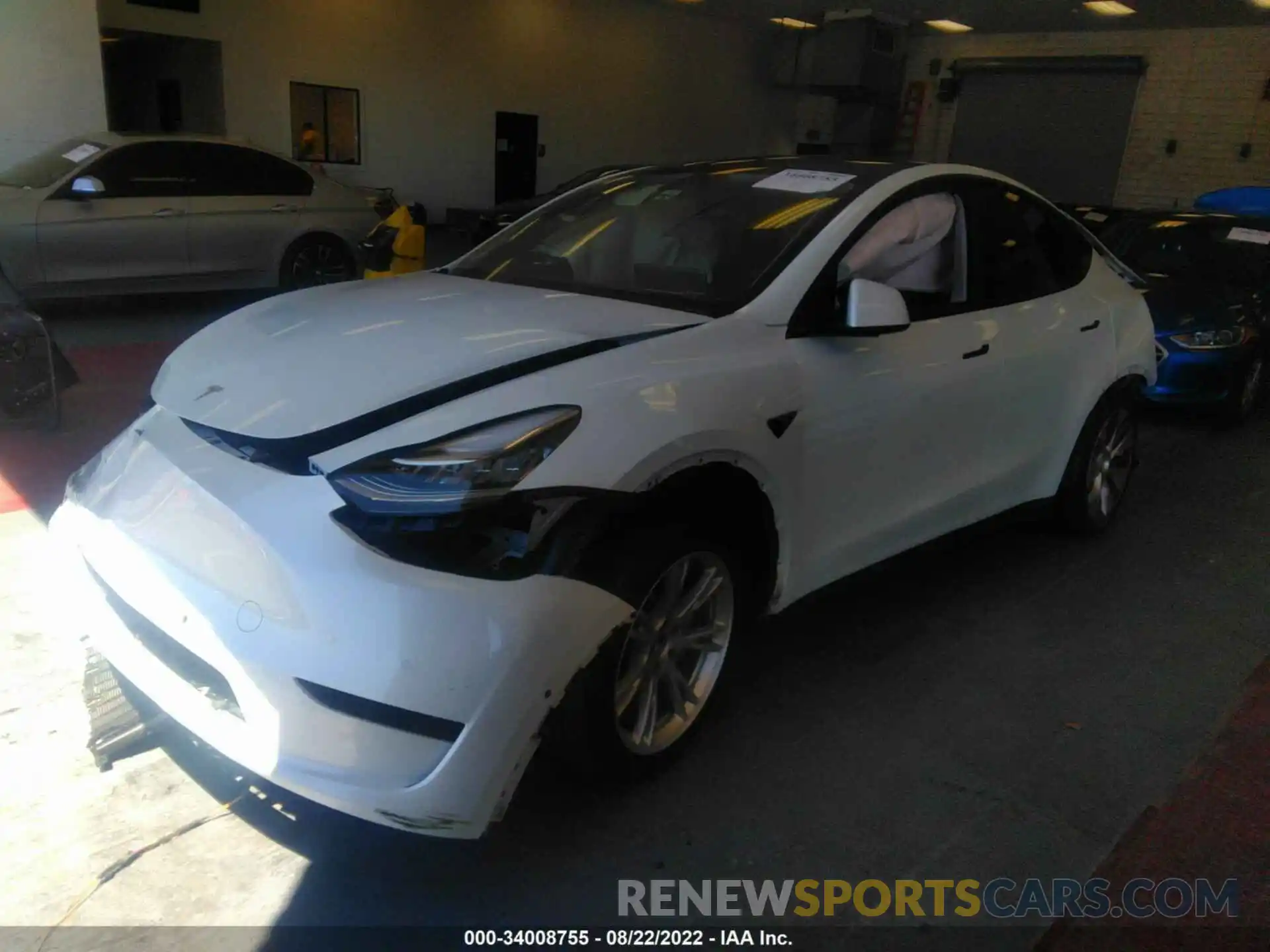 2 Photograph of a damaged car 5YJYGDEE2LF047725 TESLA MODEL Y 2020