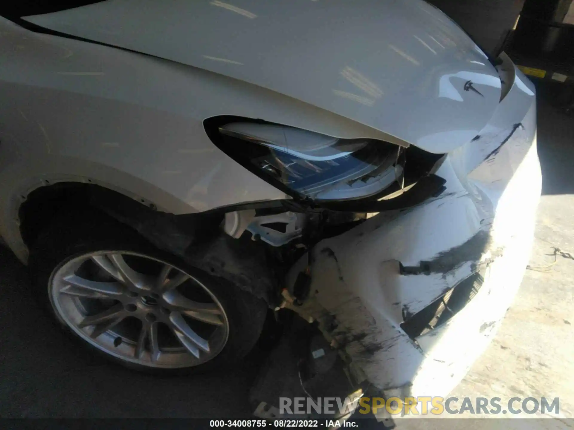 6 Photograph of a damaged car 5YJYGDEE2LF047725 TESLA MODEL Y 2020