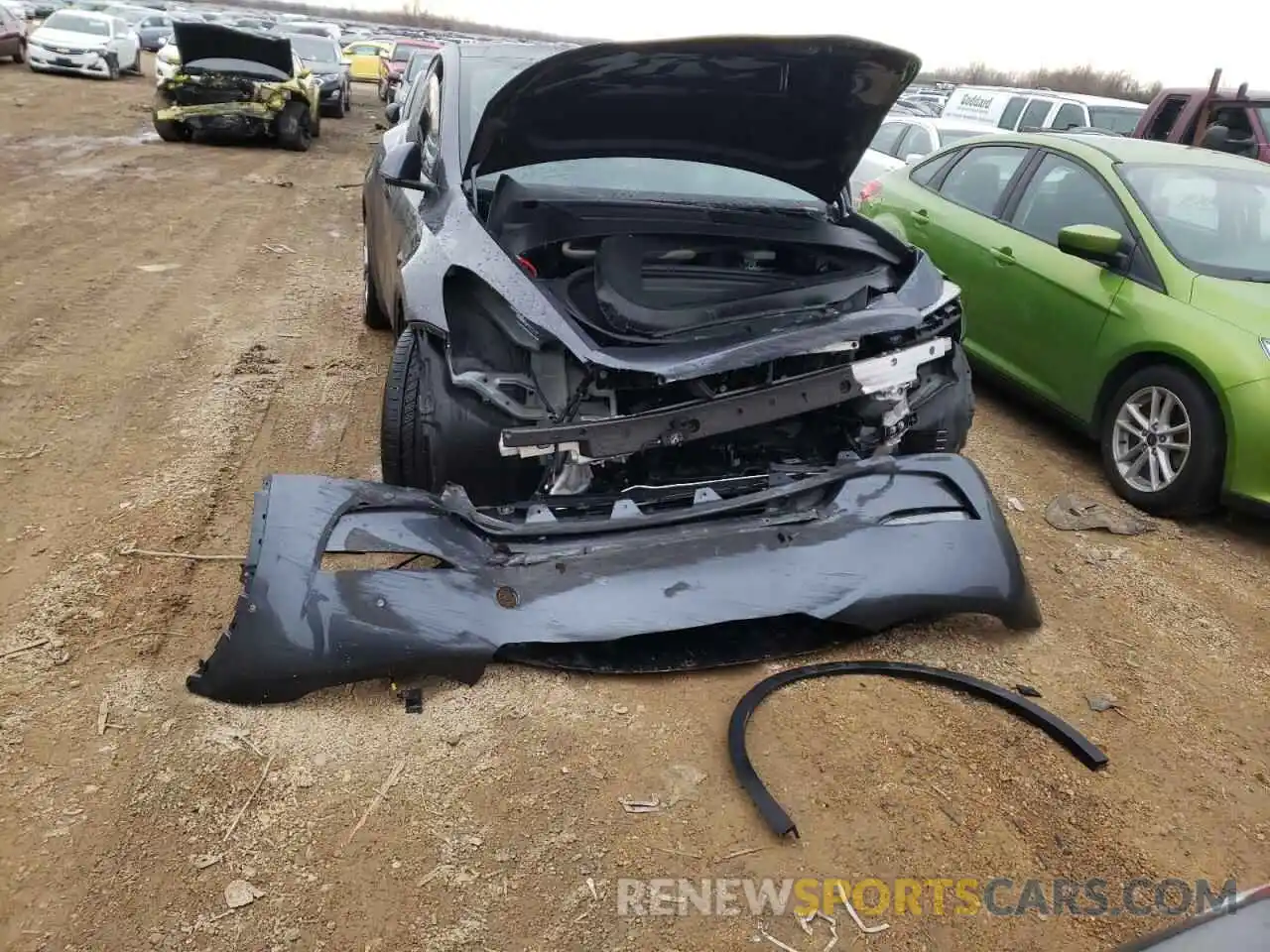 9 Photograph of a damaged car 5YJYGDEE2LF048115 TESLA MODEL Y 2020