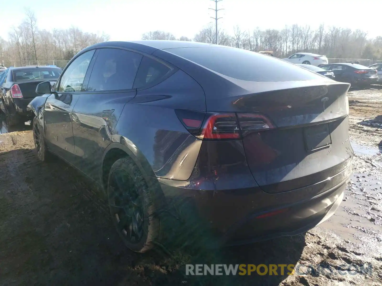 3 Photograph of a damaged car 5YJYGDEE2LF048468 TESLA MODEL Y 2020