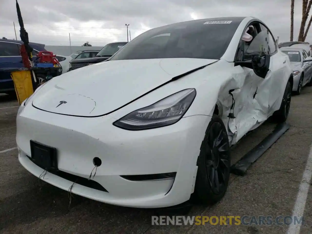 2 Photograph of a damaged car 5YJYGDEE2LF049300 TESLA MODEL Y 2020