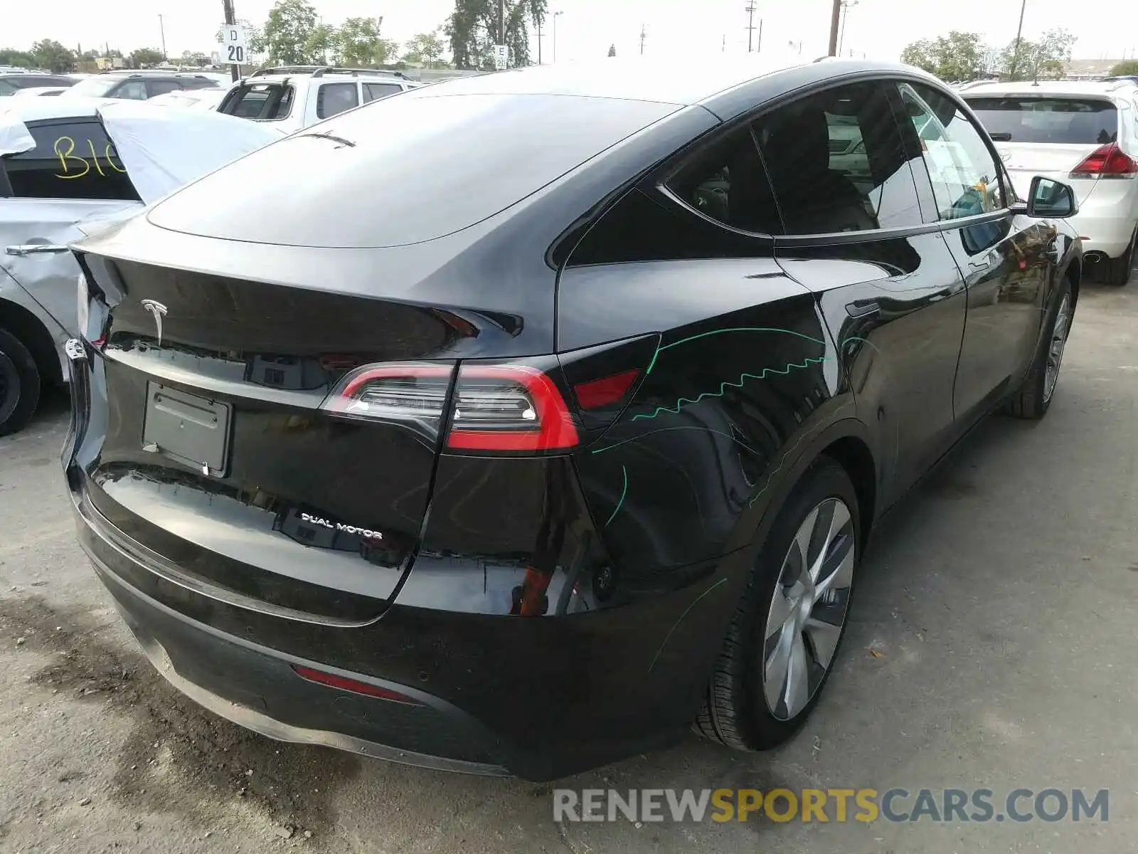 4 Photograph of a damaged car 5YJYGDEE2LF050656 TESLA MODEL Y 2020