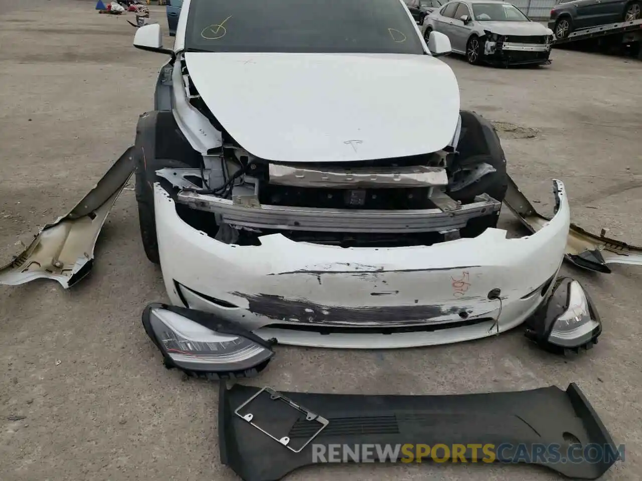 9 Photograph of a damaged car 5YJYGDEE2LF055629 TESLA MODEL Y 2020