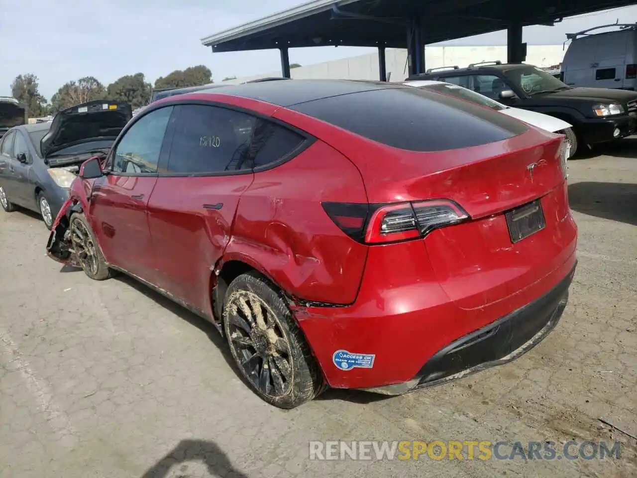 3 Фотография поврежденного автомобиля 5YJYGDEE2LF059325 TESLA MODEL Y 2020