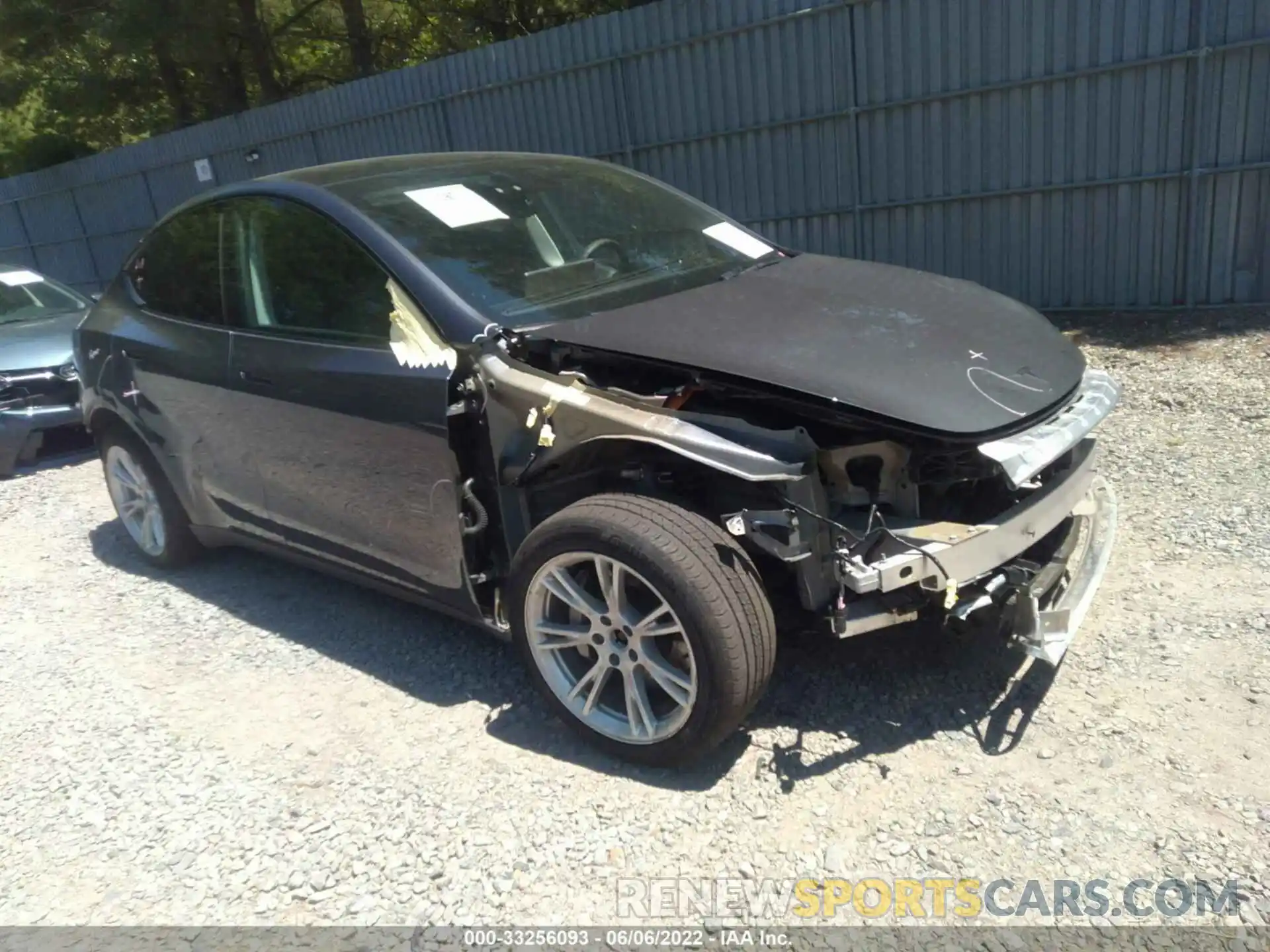 1 Photograph of a damaged car 5YJYGDEE3LF011722 TESLA MODEL Y 2020