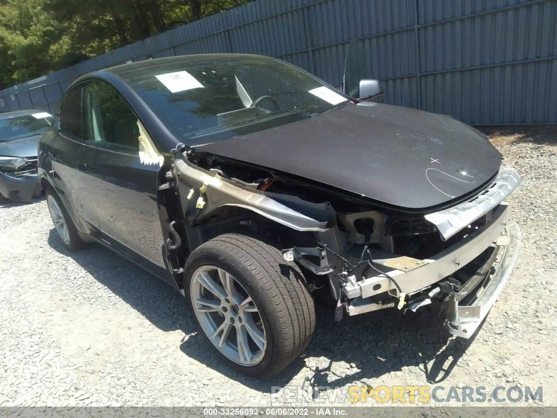 6 Photograph of a damaged car 5YJYGDEE3LF011722 TESLA MODEL Y 2020