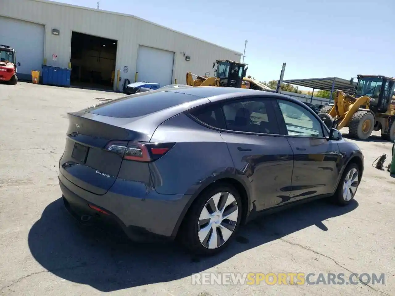 4 Photograph of a damaged car 5YJYGDEE3LF013342 TESLA MODEL Y 2020