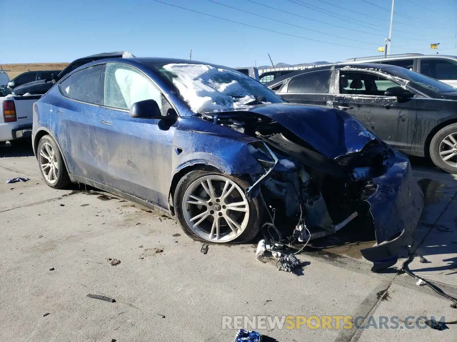 1 Photograph of a damaged car 5YJYGDEE3LF013423 TESLA MODEL Y 2020