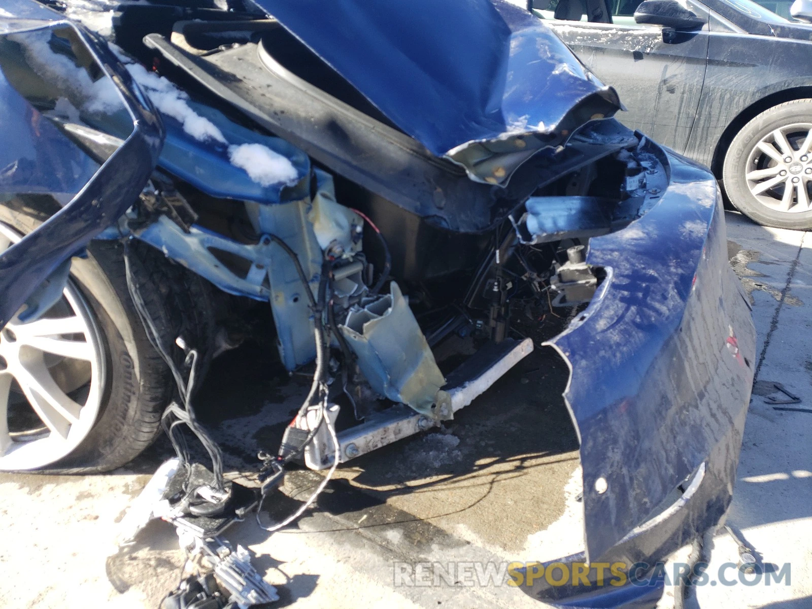 9 Photograph of a damaged car 5YJYGDEE3LF013423 TESLA MODEL Y 2020