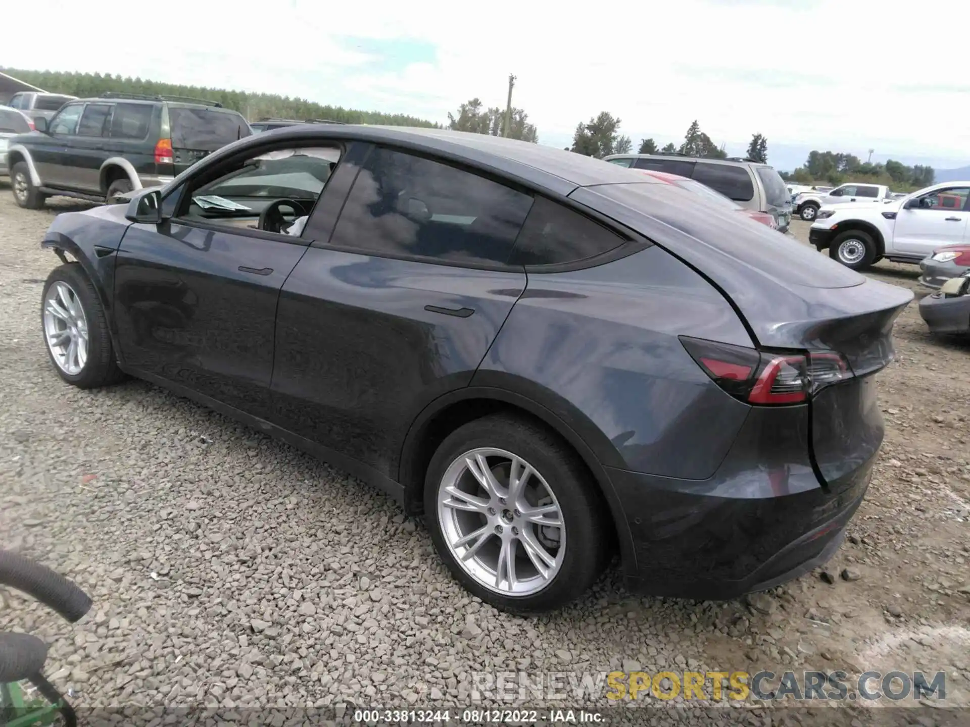 3 Фотография поврежденного автомобиля 5YJYGDEE3LF013678 TESLA MODEL Y 2020