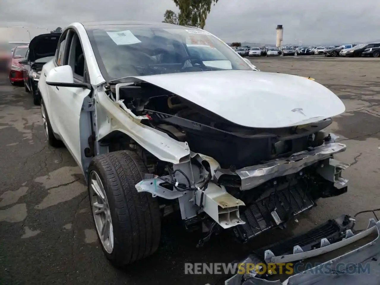 1 Photograph of a damaged car 5YJYGDEE3LF026897 TESLA MODEL Y 2020