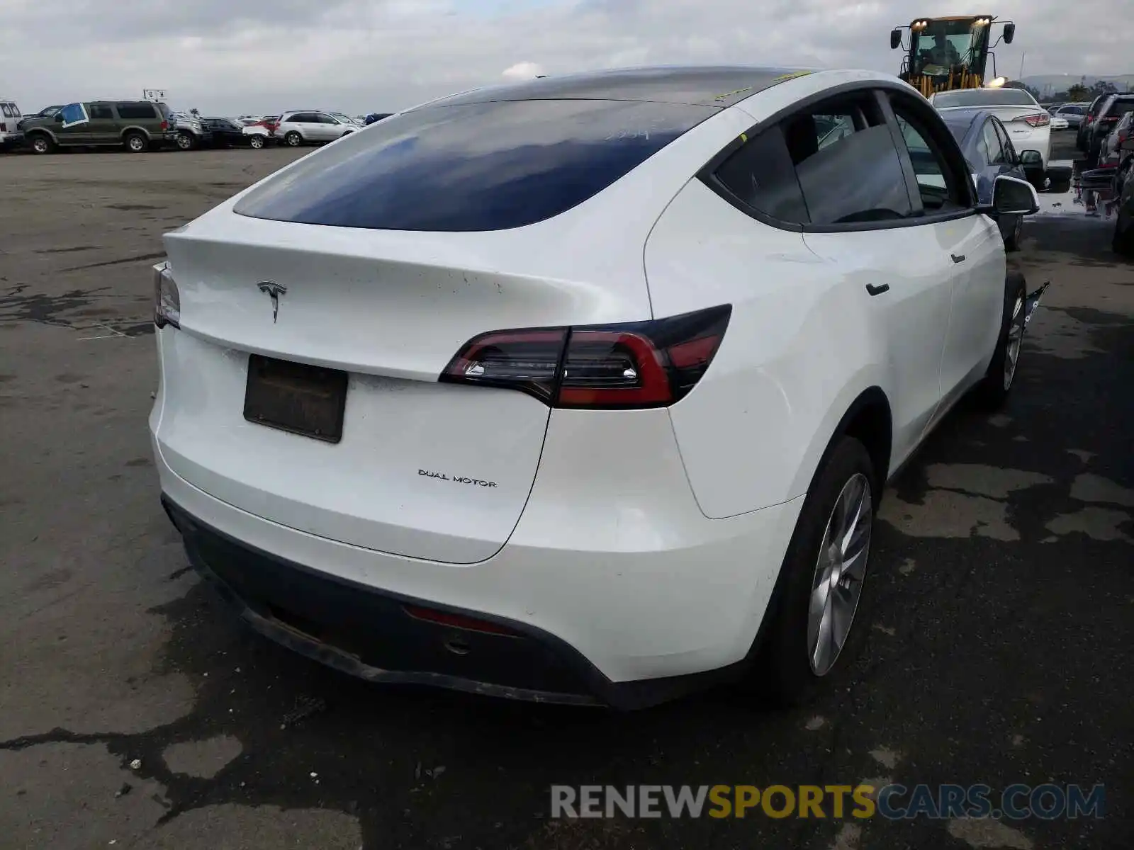 4 Photograph of a damaged car 5YJYGDEE3LF026897 TESLA MODEL Y 2020